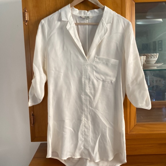 BB Dakota white shirt size M button details on the back 3/4 rolled up sl… - Picture 1 of 7